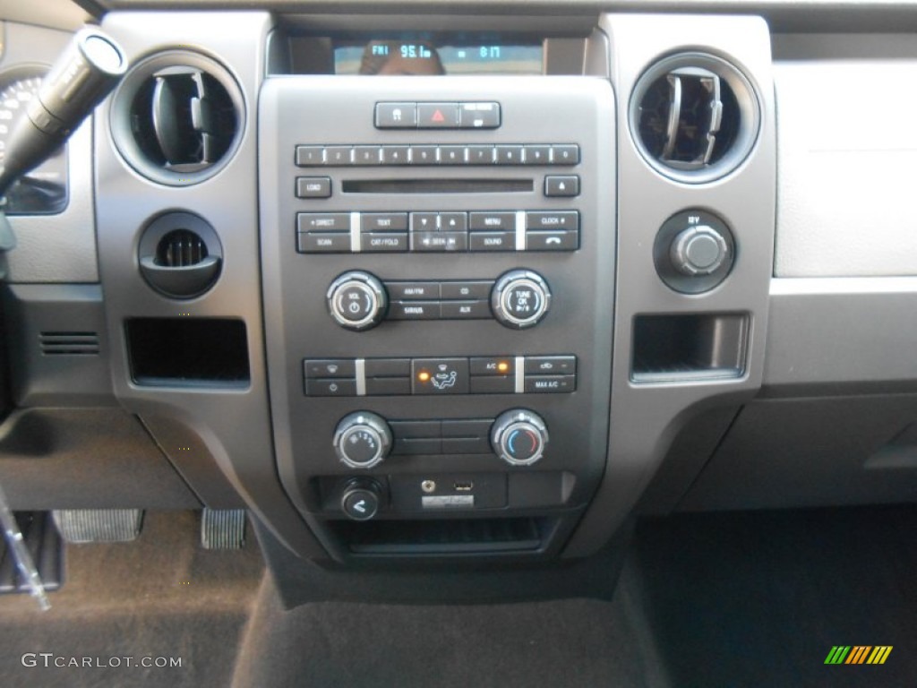 2010 F150 STX Regular Cab - Vermillion Red / Medium Stone photo #31