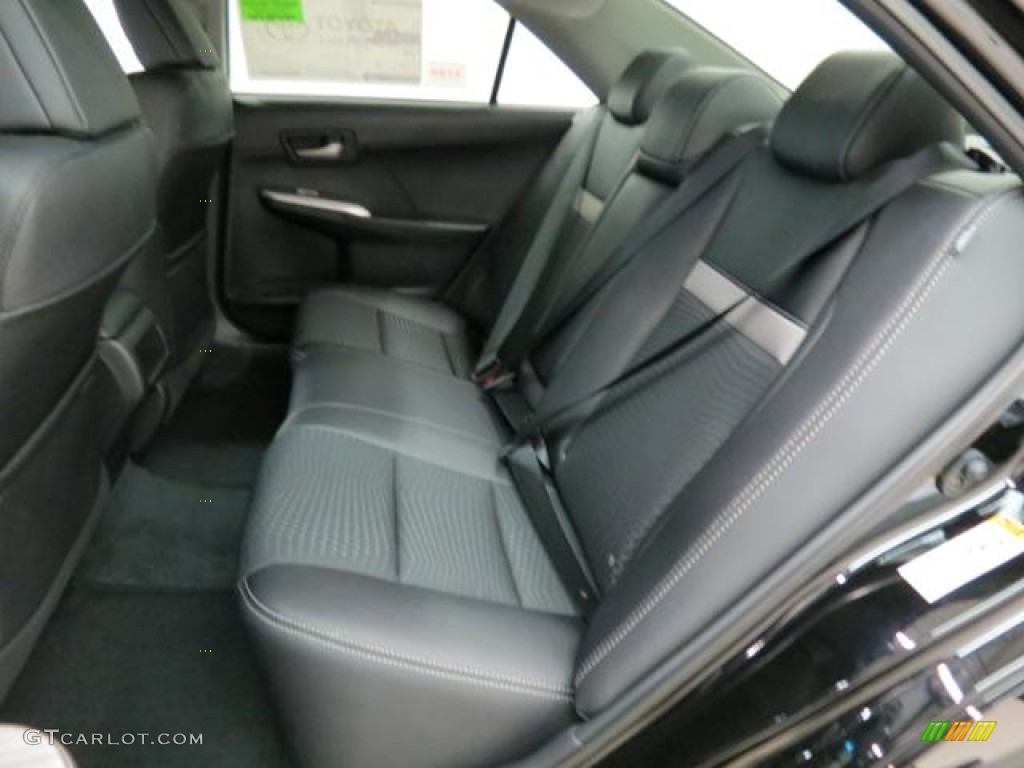 2013 Camry SE - Attitude Black Metallic / Black photo #6