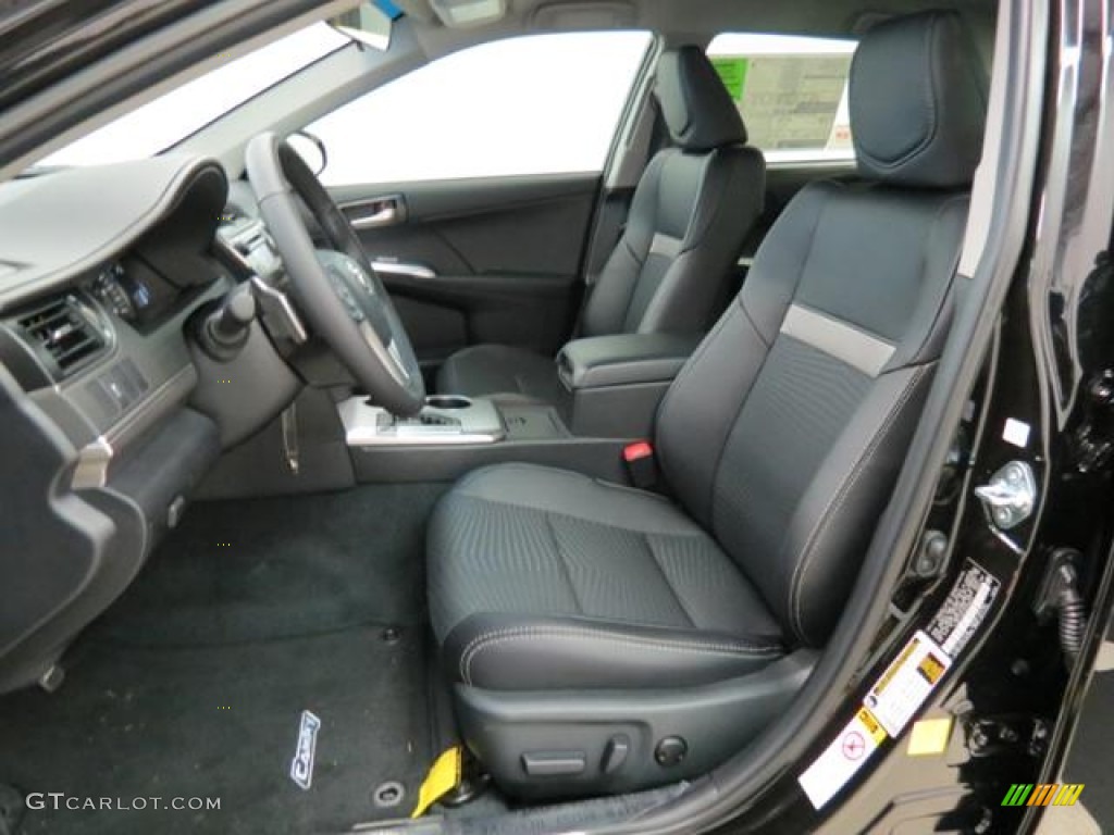 2013 Camry SE - Attitude Black Metallic / Black photo #8