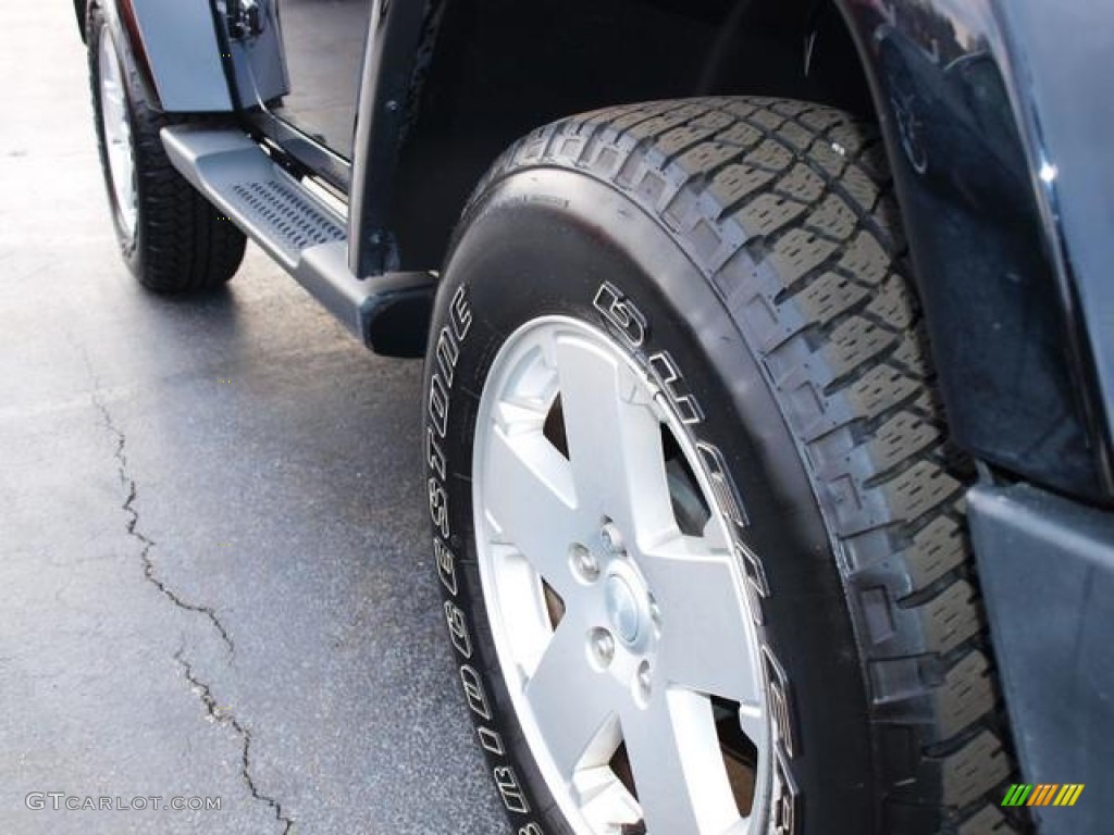 2011 Wrangler Sahara 4x4 - Black / Black/Dark Saddle photo #4