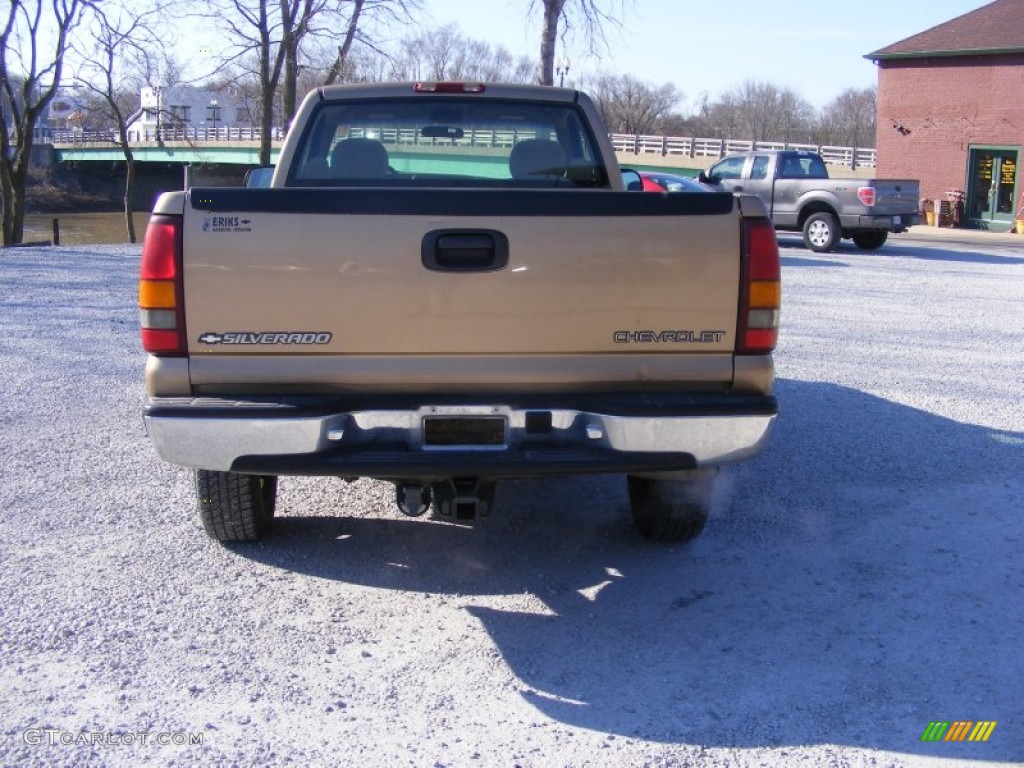 1999 Silverado 2500 LS Regular Cab 4x4 - Sunset Gold Metallic / Medium Oak photo #4