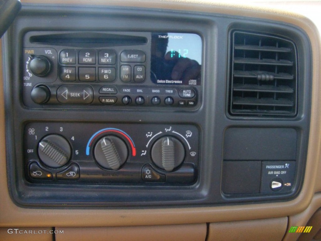 1999 Chevrolet Silverado 2500 LS Regular Cab 4x4 Controls Photo #78704286