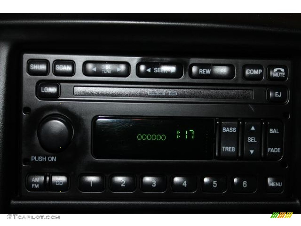 2003 Ford F150 SVT Lightning Audio System Photos