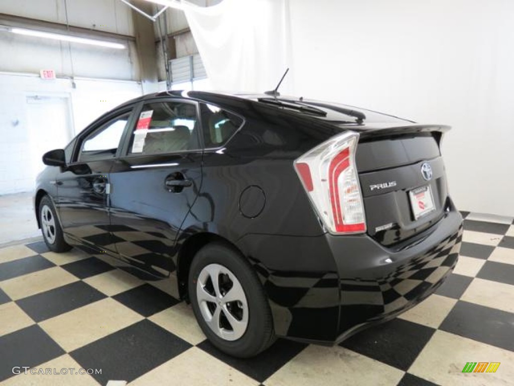 2013 Prius Three Hybrid - Black / Bisque photo #19