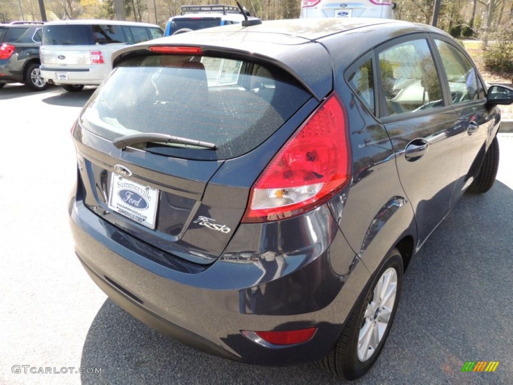 2013 Fiesta SE Hatchback - Violet Gray / Charcoal Black/Light Stone photo #13