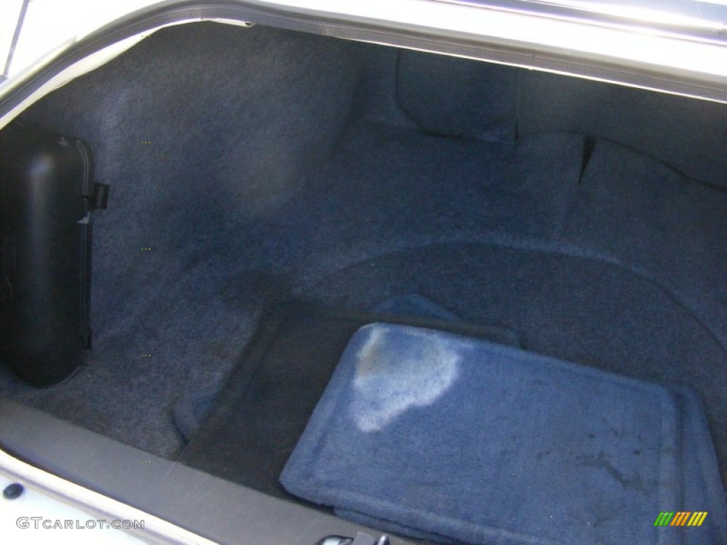 2001 Impala  - White / Regal Blue photo #14