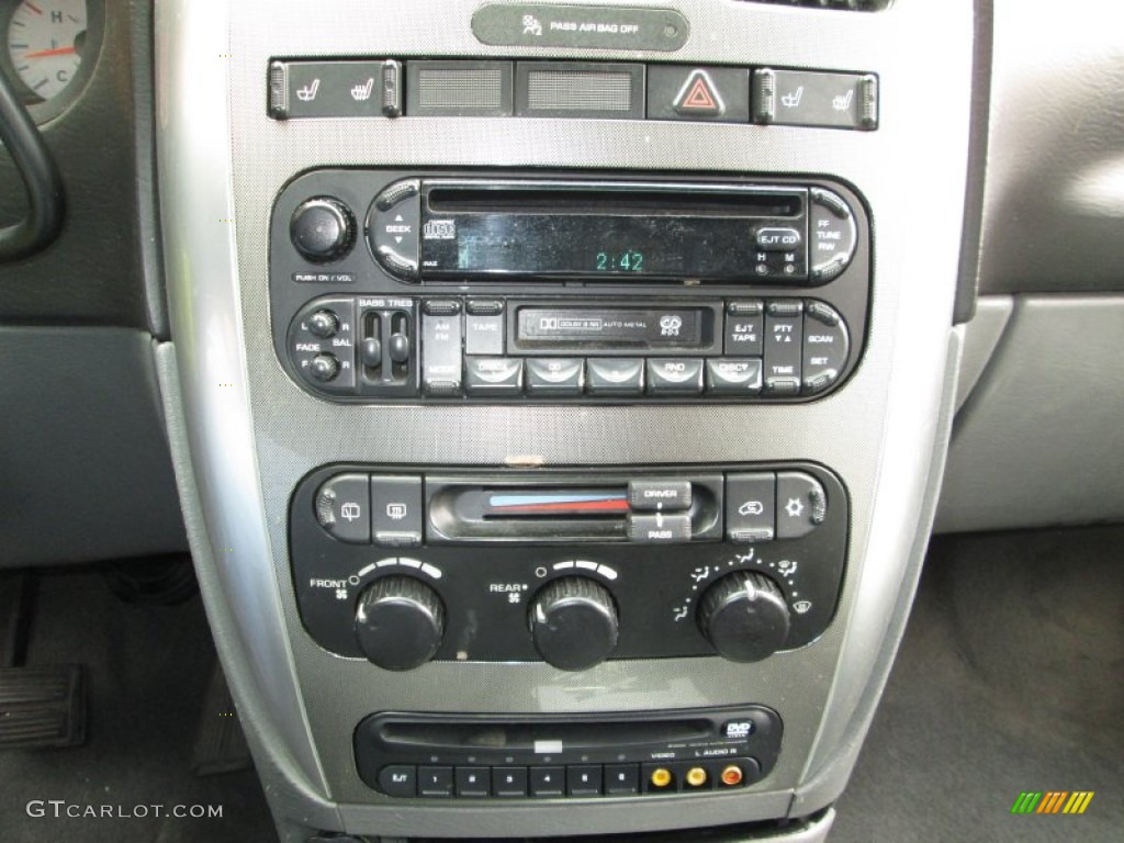 2007 Dodge Grand Caravan SXT Controls Photo #78706651
