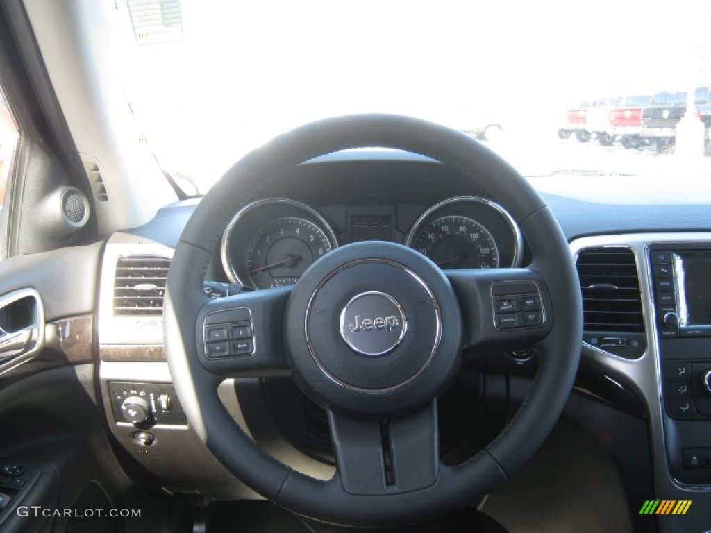2013 Grand Cherokee Laredo 4x4 - Winter Chill Pearl / Black photo #12