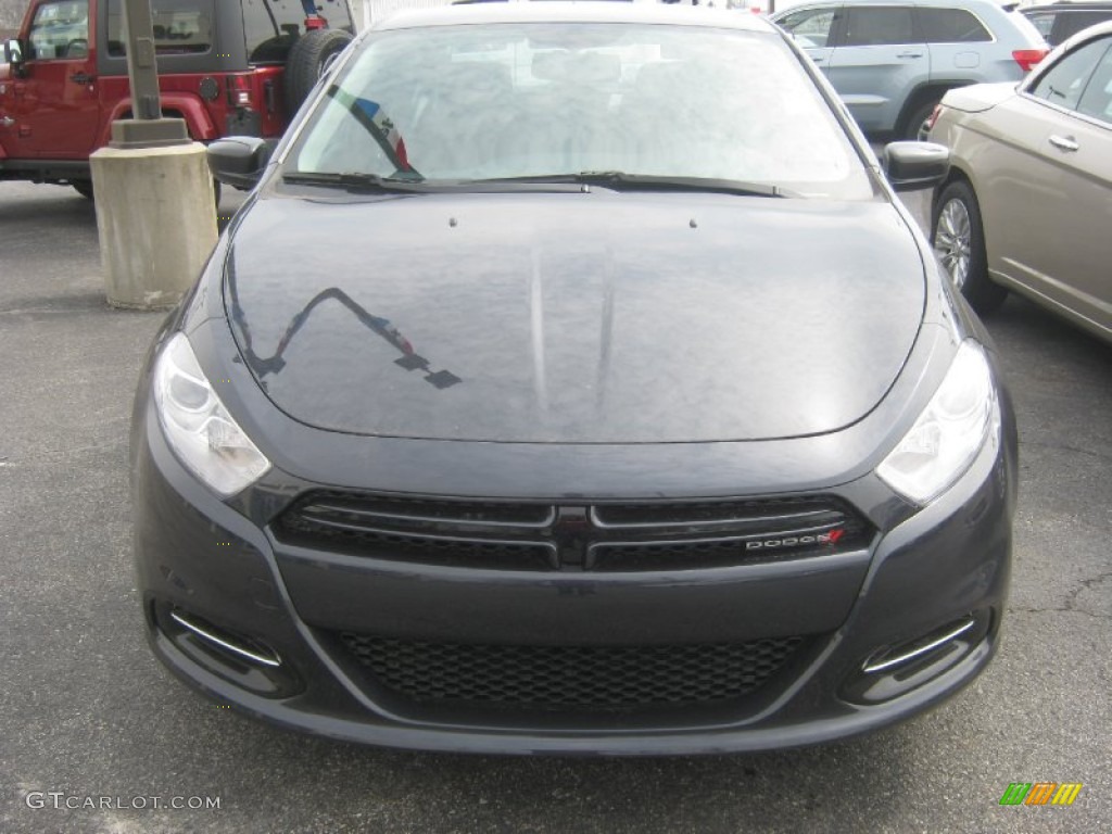 2013 Dart SXT - Maximum Steel Metallic / Black photo #4