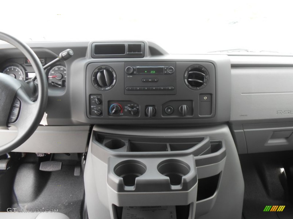 2013 Ford E Series Van E350 XL Extended Passenger Controls Photo #78712160