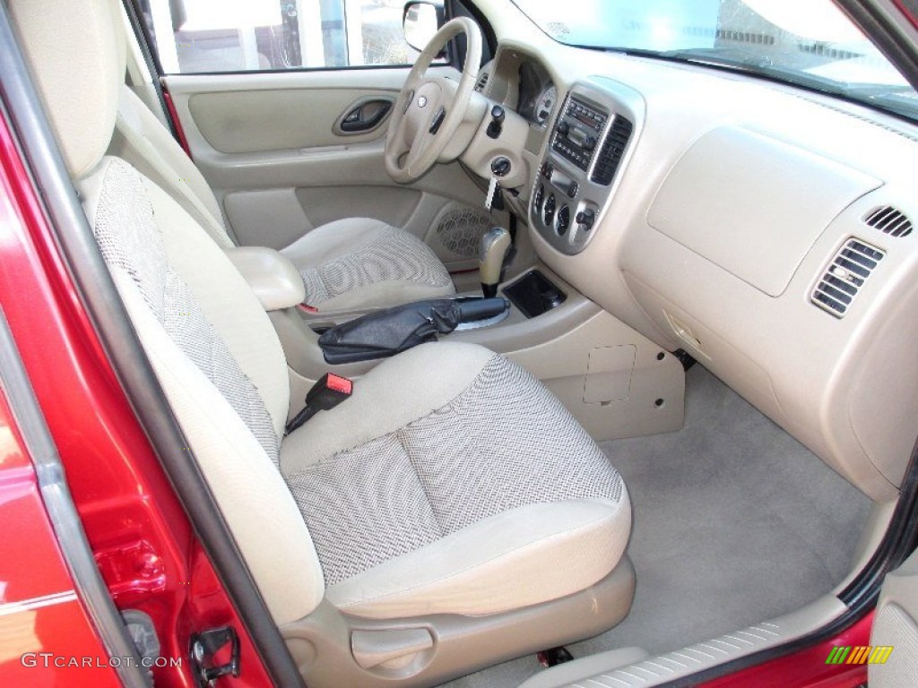 Medium/Dark Pebble Beige Interior 2005 Ford Escape XLT V6 4WD Photo #78713013
