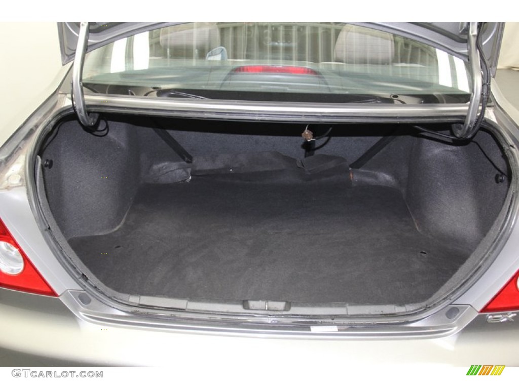 2004 Honda Civic EX Coupe Trunk Photos