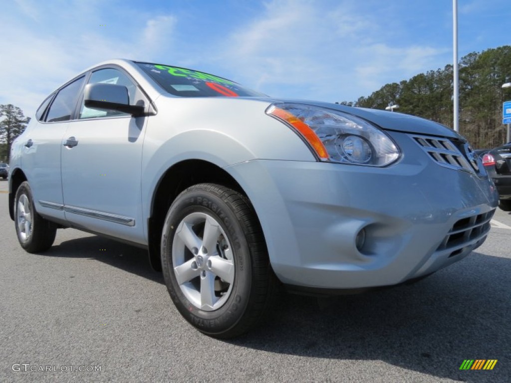 2013 Nissan Rogue S Special Edition Exterior Photos