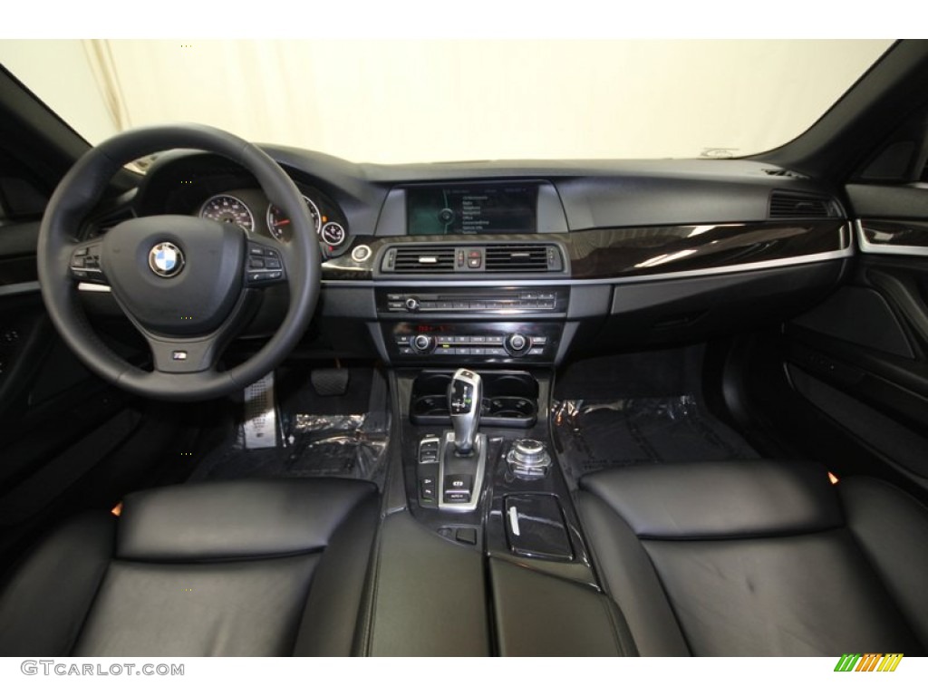 2012 5 Series 550i xDrive Sedan - Dark Graphite Metallic II / Black photo #4