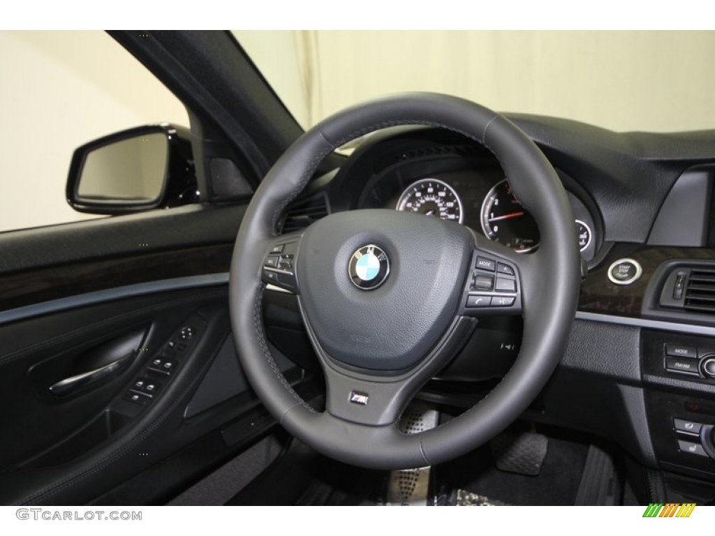 2012 BMW 5 Series 550i xDrive Sedan Steering Wheel Photos