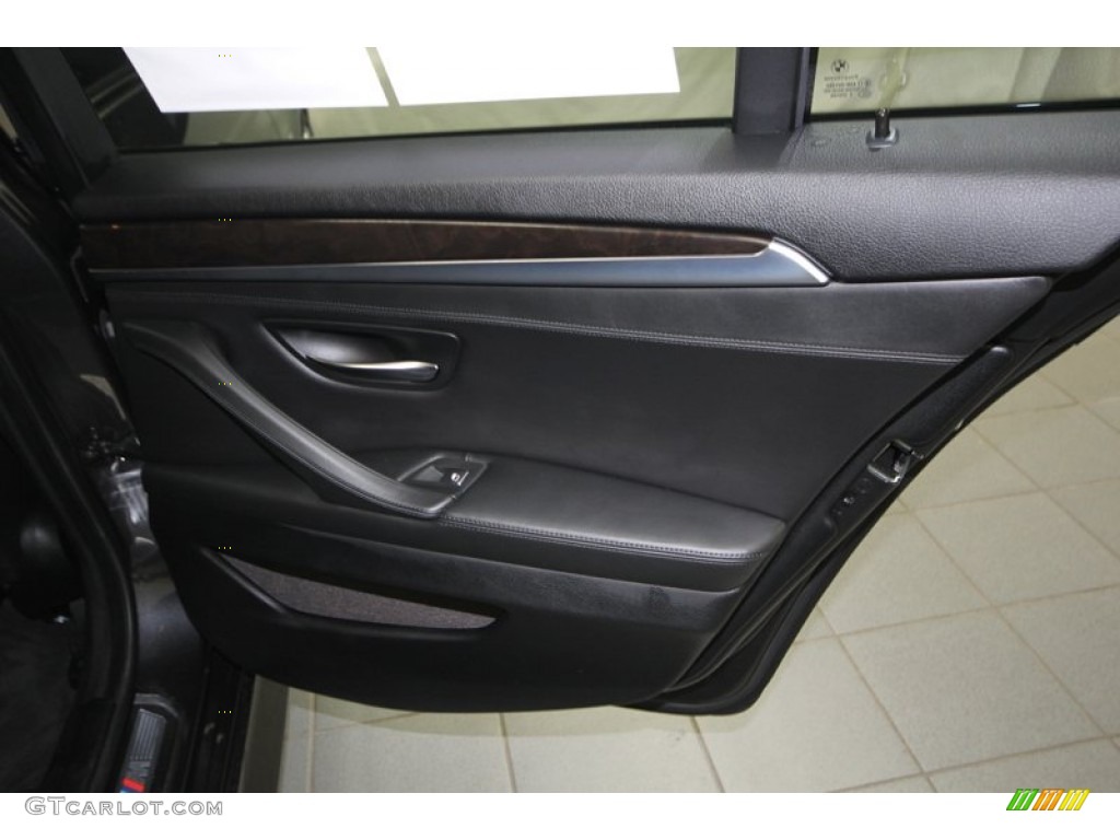 2012 5 Series 550i xDrive Sedan - Dark Graphite Metallic II / Black photo #39