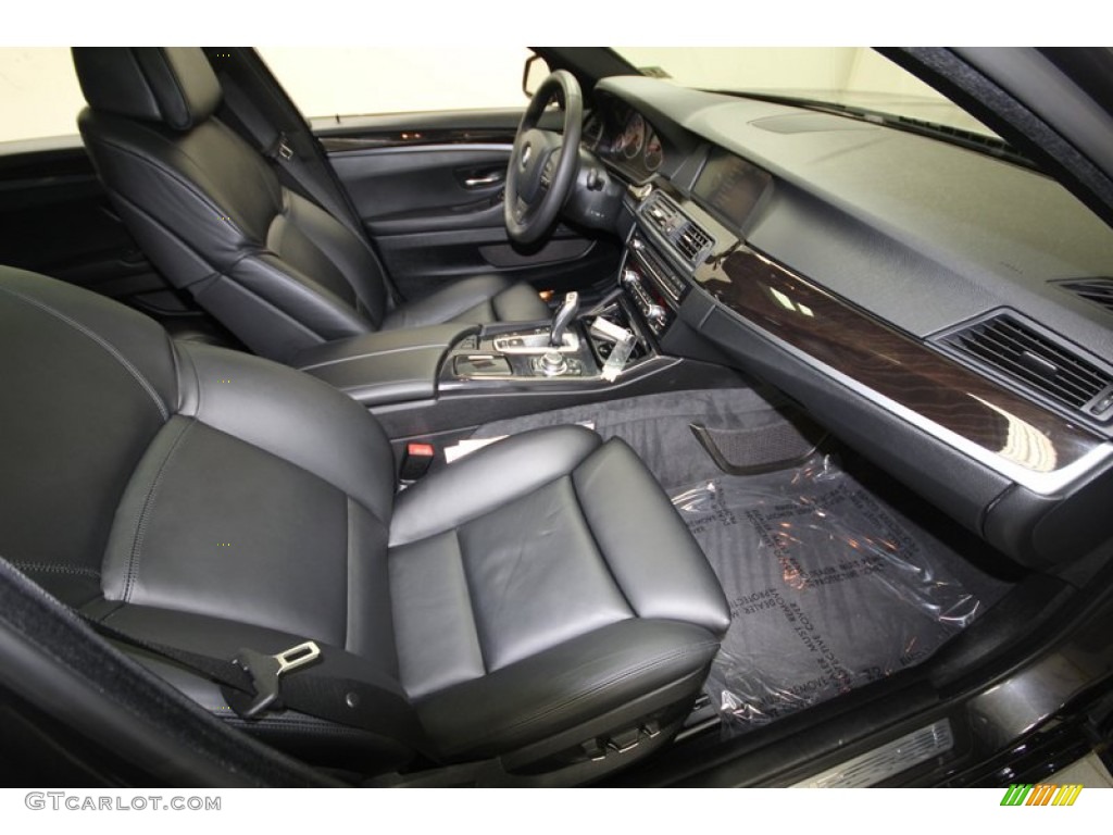 Black Interior 2012 BMW 5 Series 550i xDrive Sedan Photo #78716971