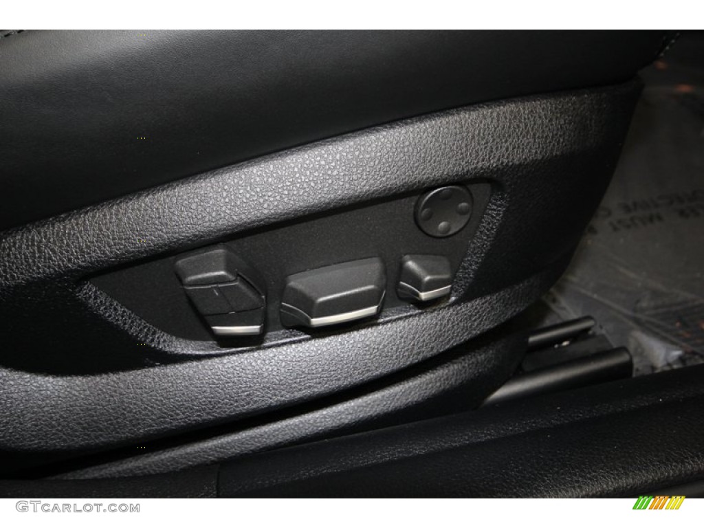 2012 5 Series 550i xDrive Sedan - Dark Graphite Metallic II / Black photo #41