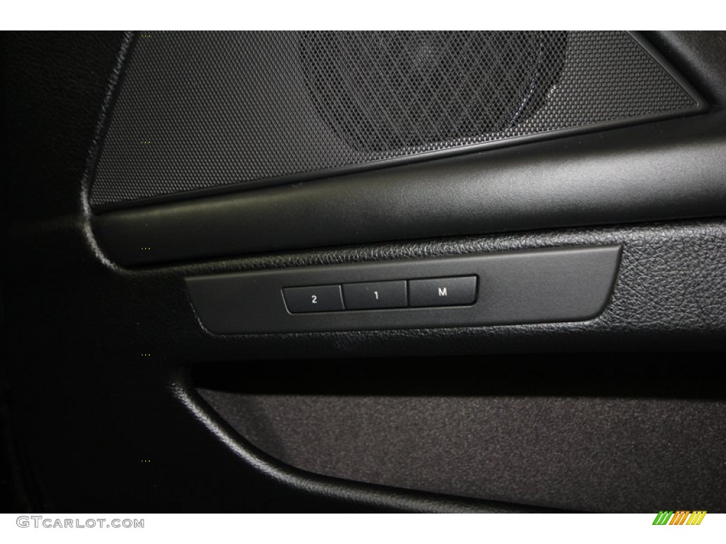 2012 5 Series 550i xDrive Sedan - Dark Graphite Metallic II / Black photo #43