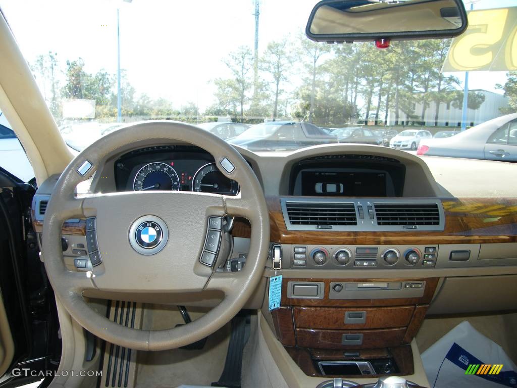 2003 7 Series 745i Sedan - Orient Blue Metallic / Dark Beige/Beige III photo #17