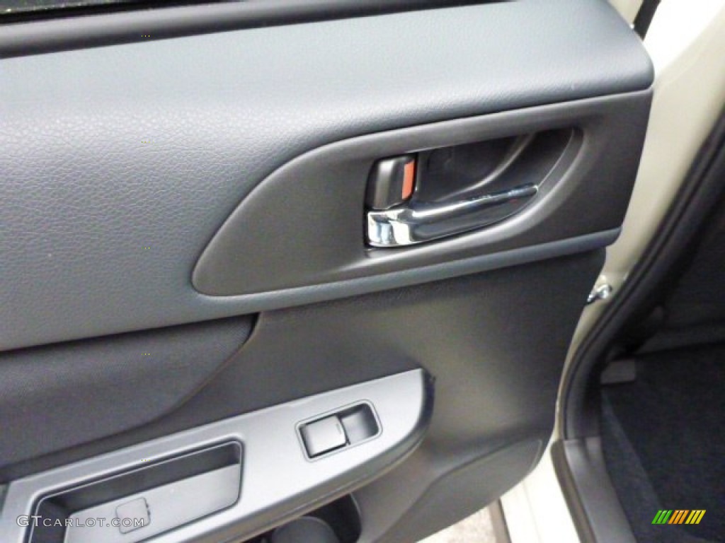 2013 Subaru XV Crosstrek 2.0 Premium Black Door Panel Photo #78719777