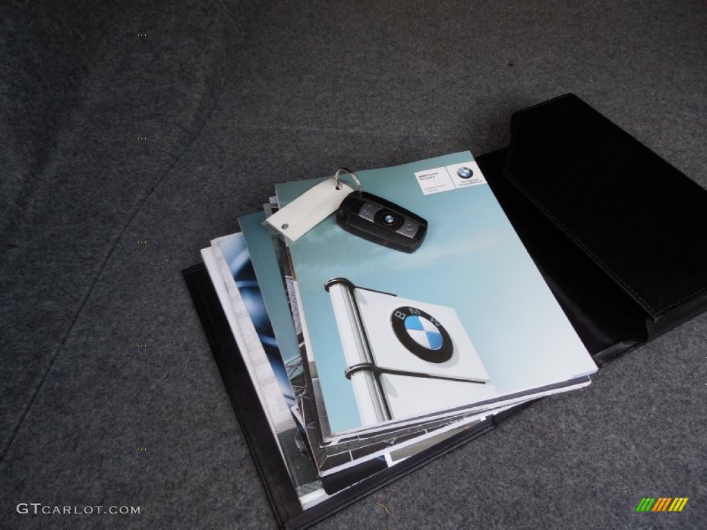 2008 BMW 3 Series 335xi Coupe Books/Manuals Photo #78719837