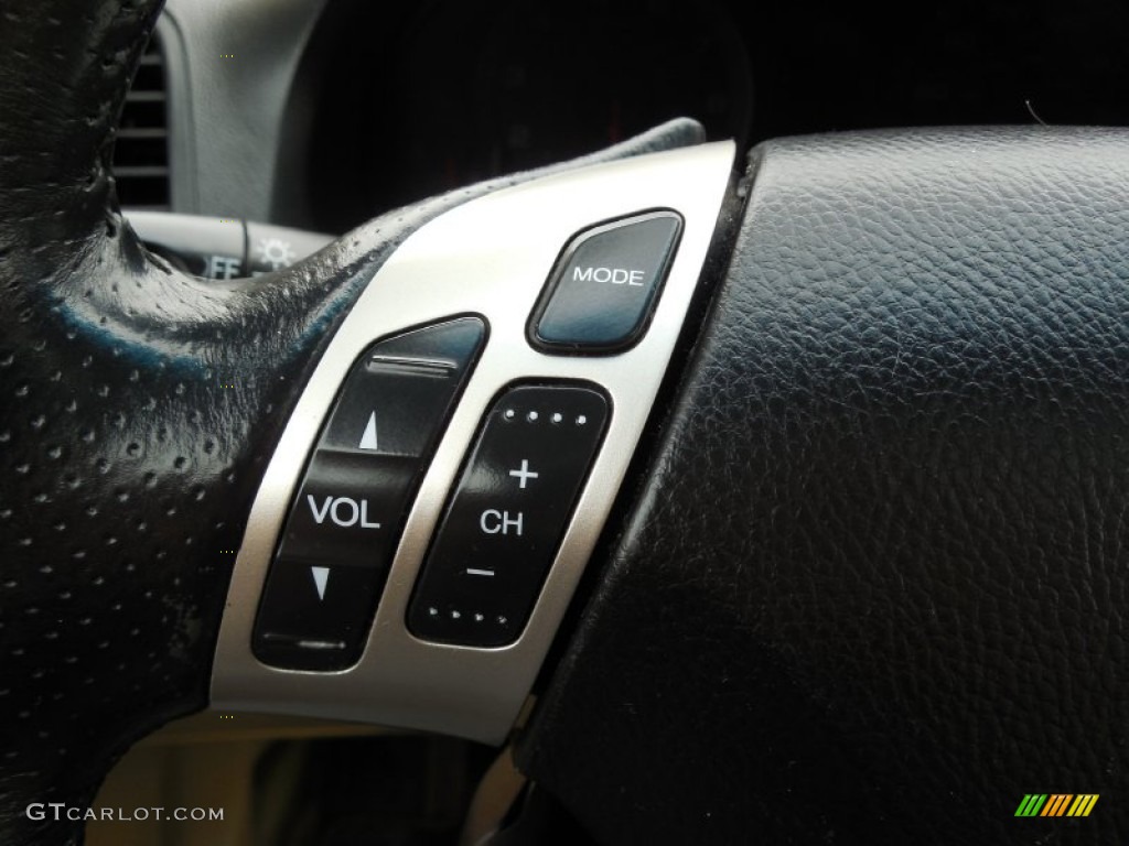 2005 Acura TSX Sedan Controls Photo #78721286
