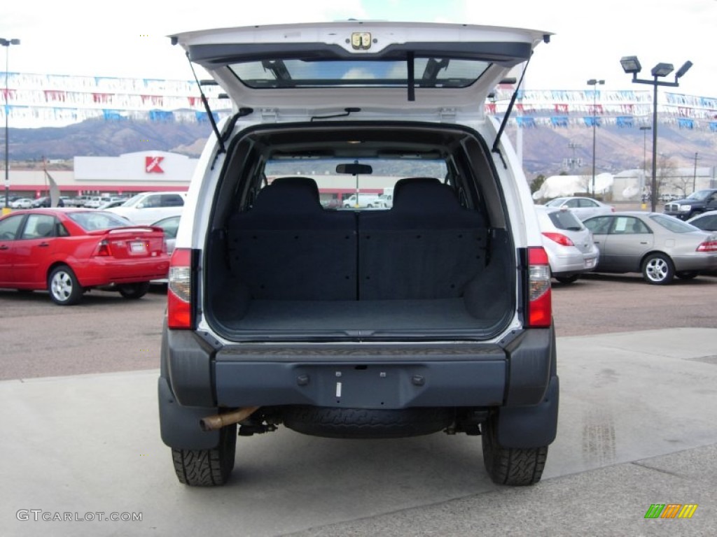 2002 Xterra XE V6 4x4 - Cloud White / Gray Celadon photo #11