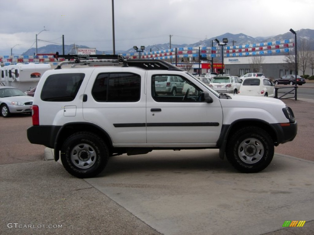 2002 Xterra XE V6 4x4 - Cloud White / Gray Celadon photo #13