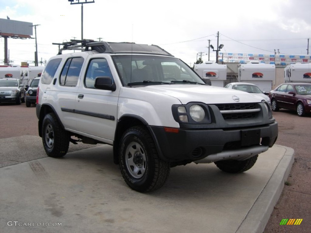 2002 Xterra XE V6 4x4 - Cloud White / Gray Celadon photo #14
