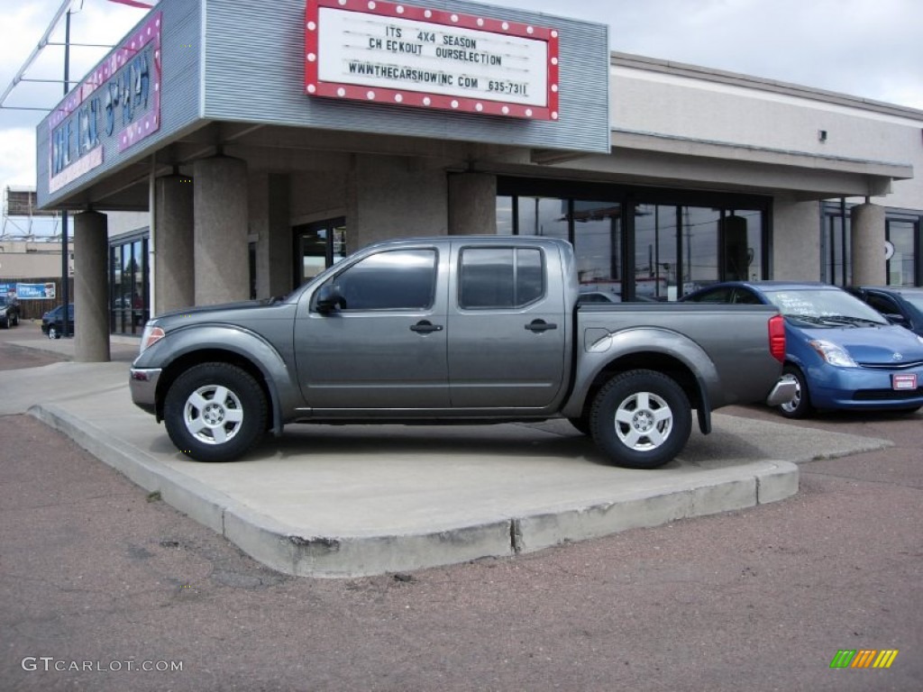 2005 Frontier SE Crew Cab 4x4 - Storm Gray Metallic / Steel photo #8