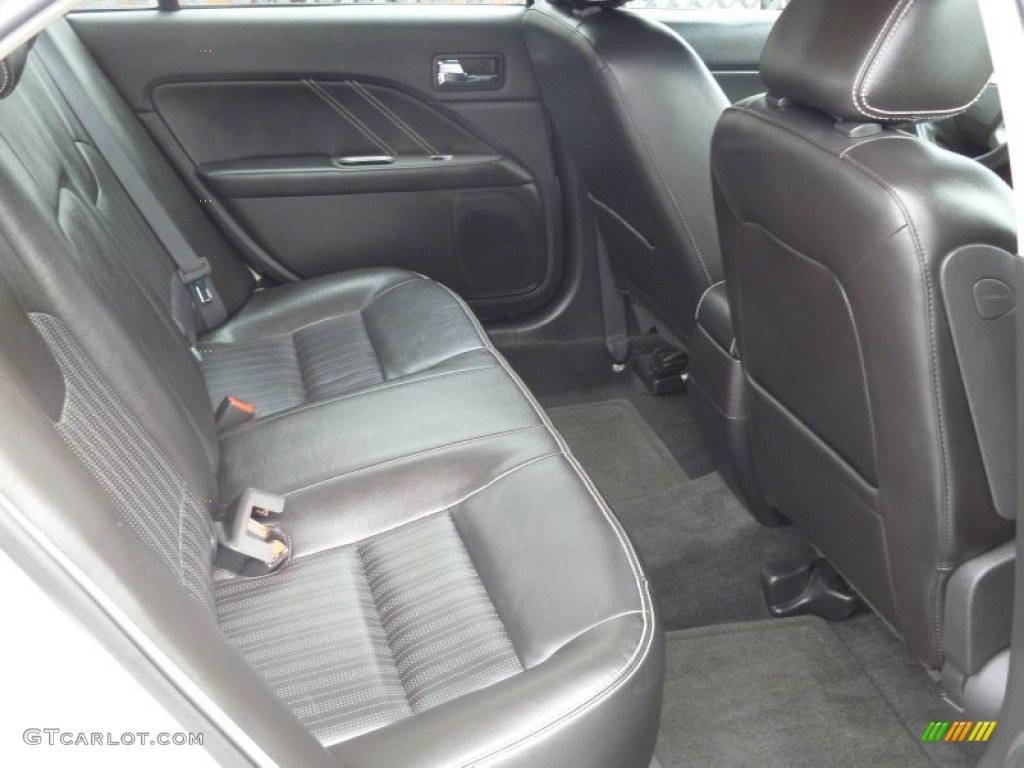 2010 Fusion Sport - Brilliant Silver Metallic / Charcoal Black/Sport Black photo #13