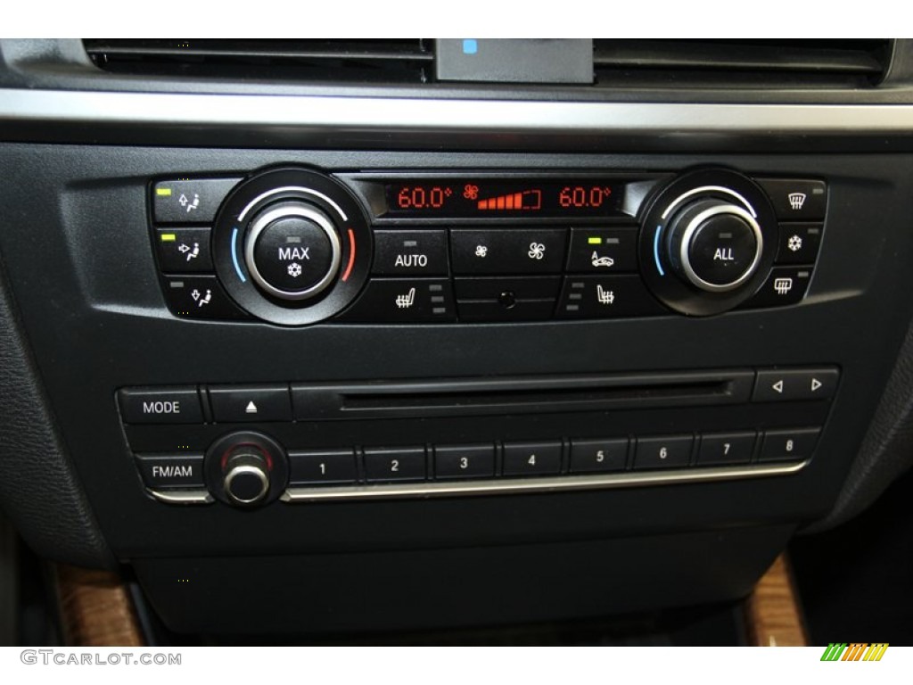 2011 BMW X3 xDrive 28i Controls Photo #78726149