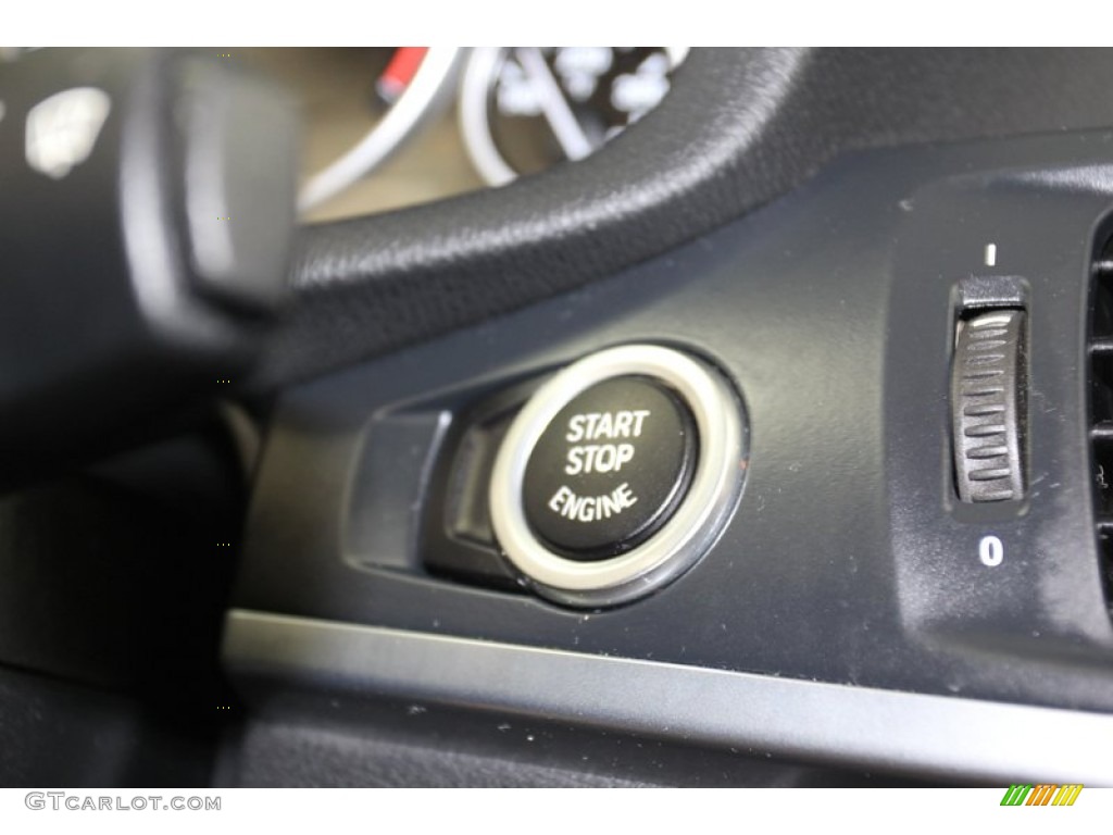 2011 BMW X3 xDrive 28i Controls Photo #78726231