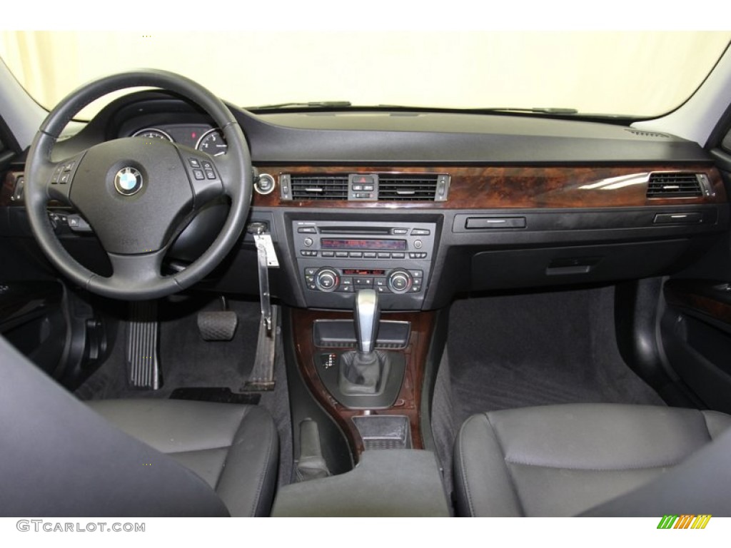 2011 BMW 3 Series 328i Sedan Black Dashboard Photo #78726899