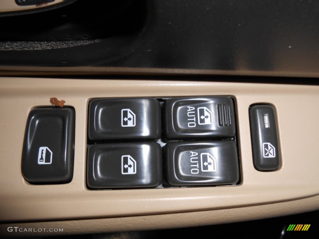 2004 Envoy SLT 4x4 - Silver Green Metallic / Light Tan photo #14