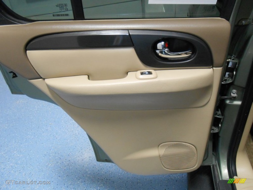 2004 Envoy SLT 4x4 - Silver Green Metallic / Light Tan photo #17