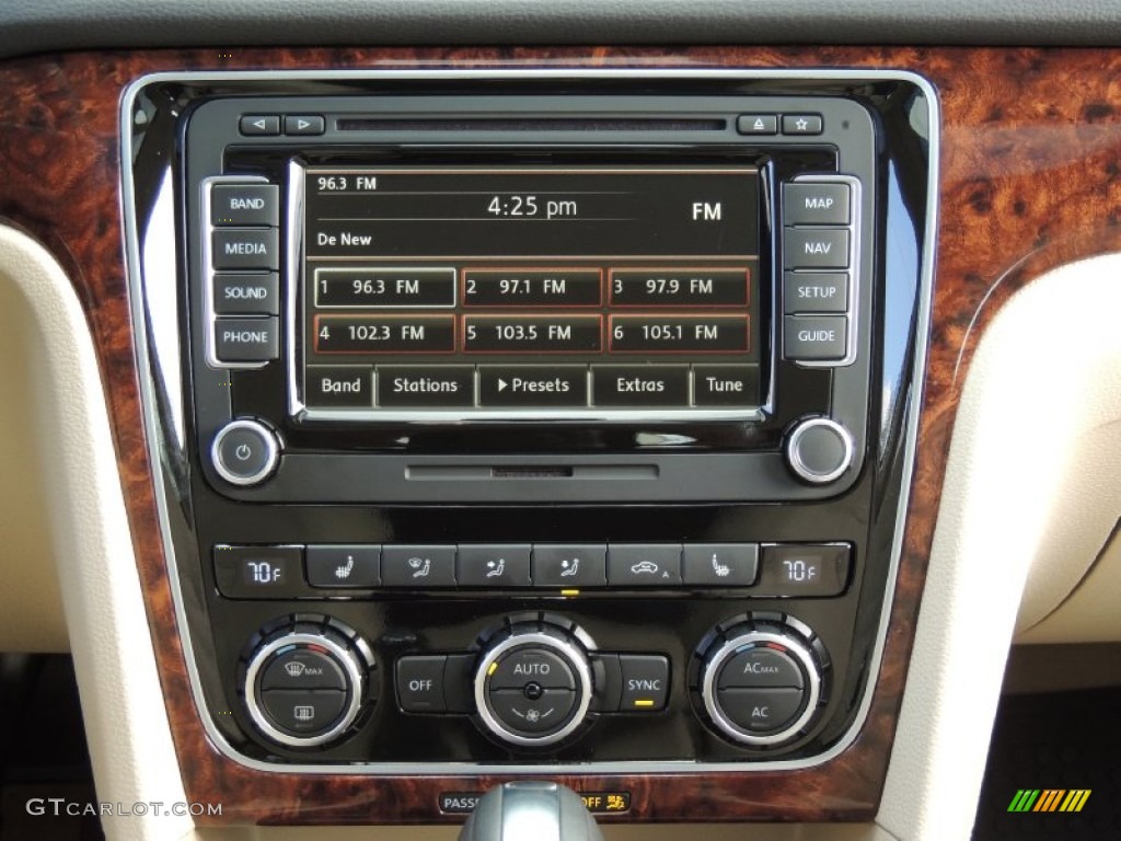 2012 Volkswagen Passat 2.5L SEL Controls Photo #78728219