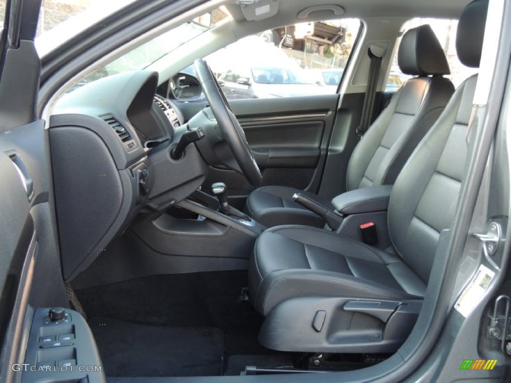 Titan Black Interior 2010 Volkswagen Jetta SE Sedan Photo #78728582