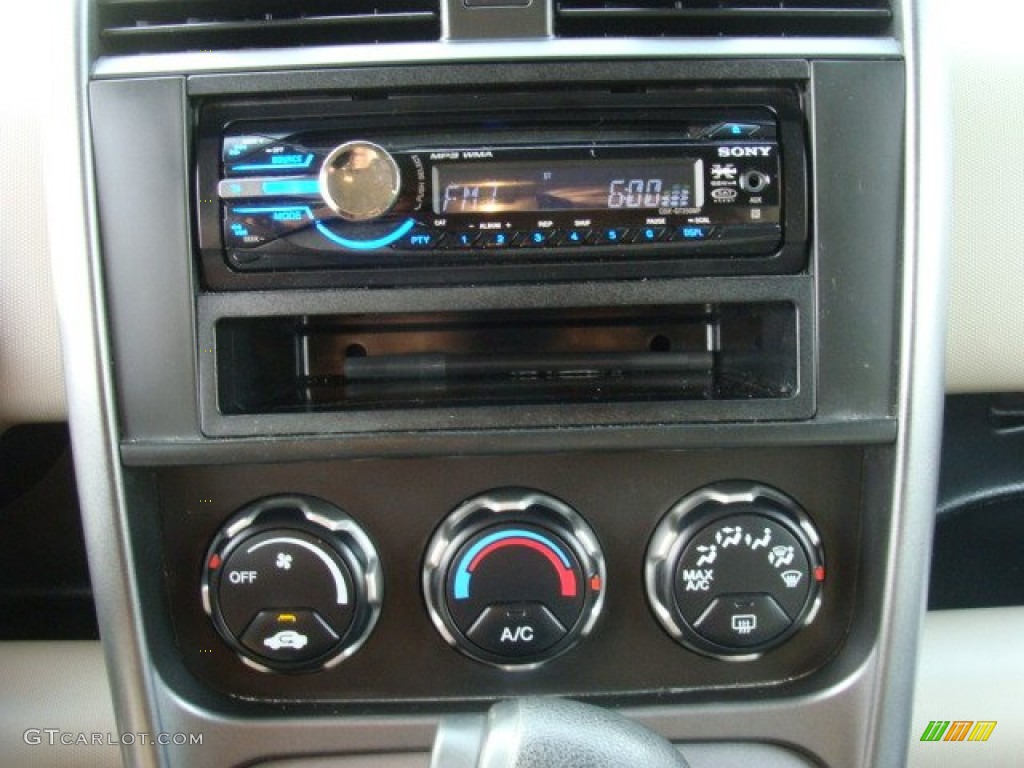 2008 Honda Element LX AWD Controls Photos