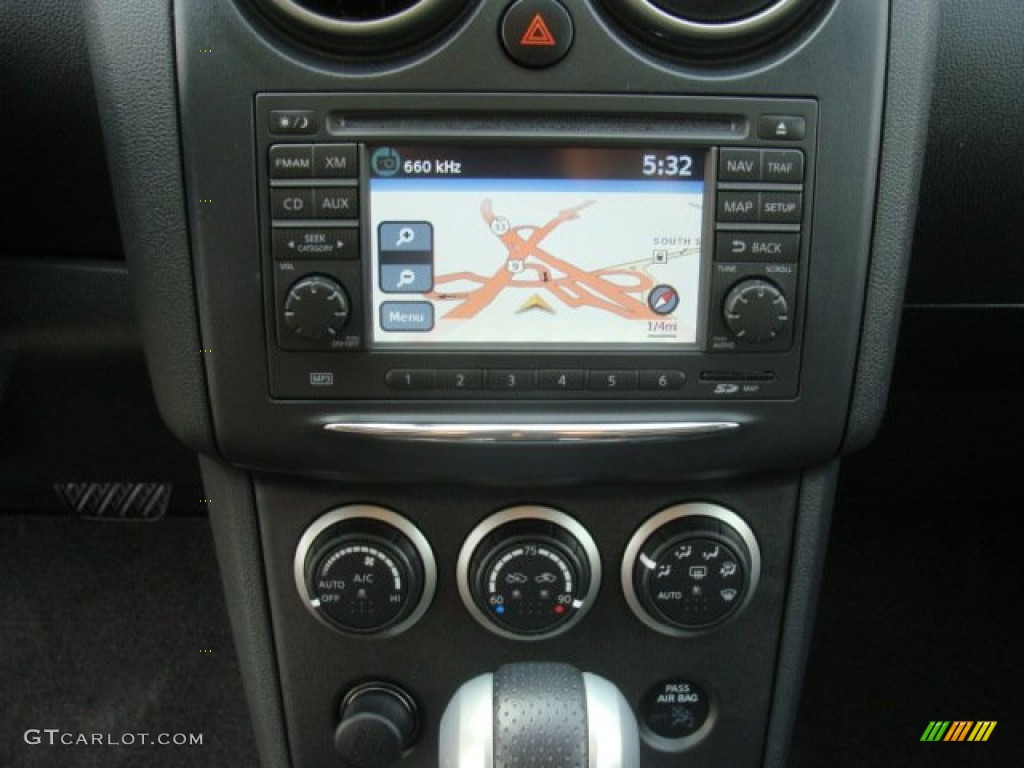 2011 Nissan Rogue SL AWD Controls Photo #78732617