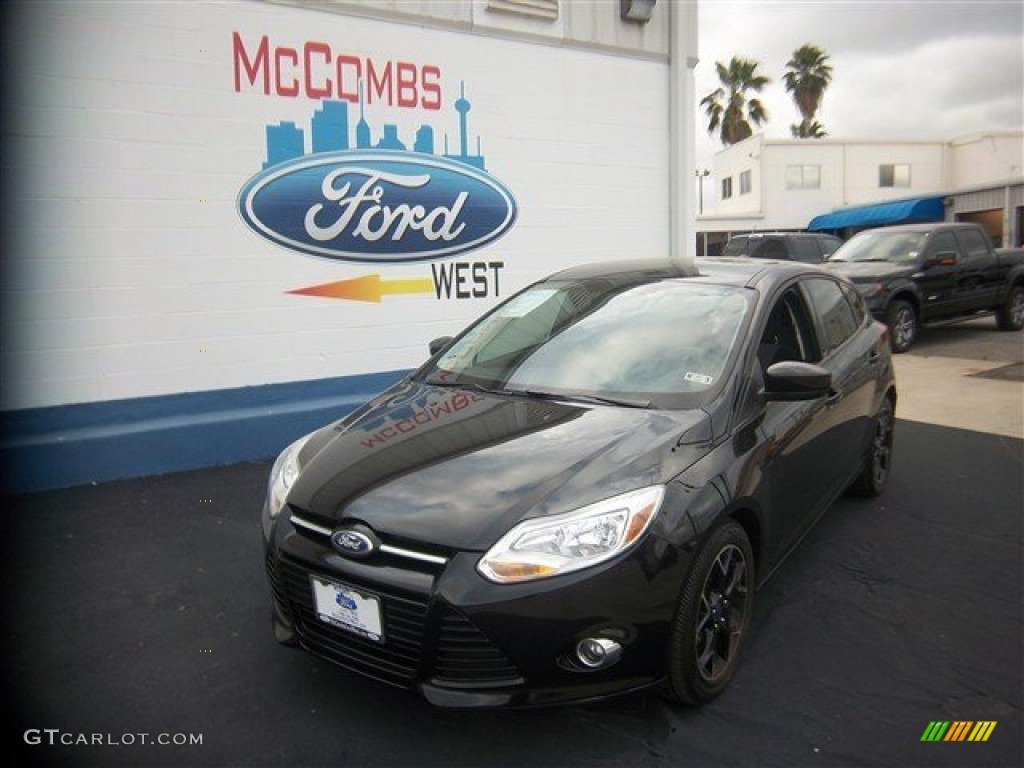 2012 Focus SE Sport 5-Door - Black / Two-Tone Sport photo #1