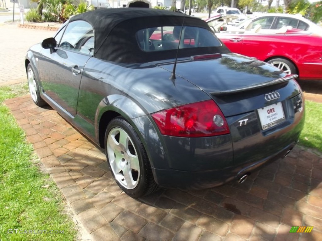 2004 TT 1.8T quattro Roadster - Dolomite Grey Pearl Effect / Amber Red photo #3