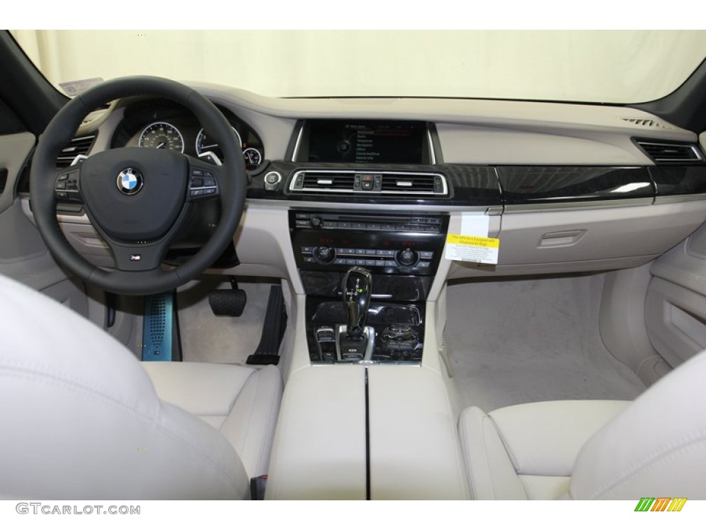 2013 BMW 7 Series 750i Sedan Oyster Dashboard Photo #78735703