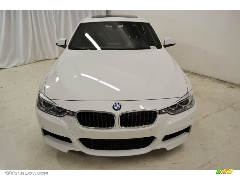 2013 3 Series 335i Sedan - Alpine White / Black photo #4