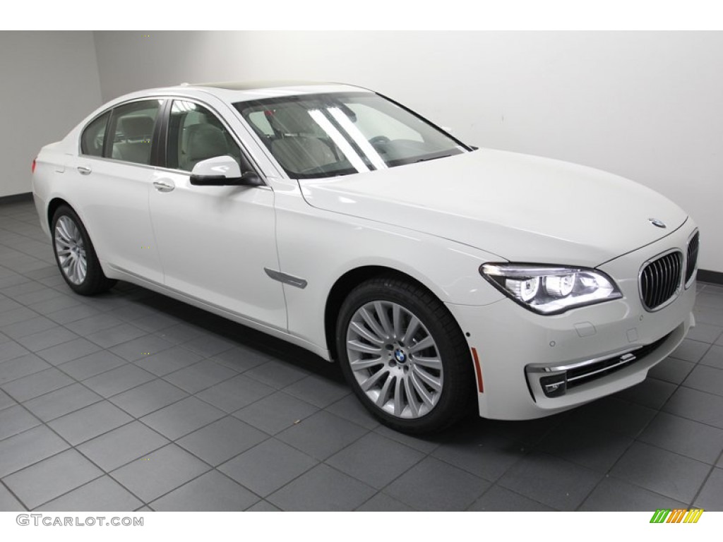 2013 7 Series 740i Sedan - Alpine White / Ivory White/Black photo #6