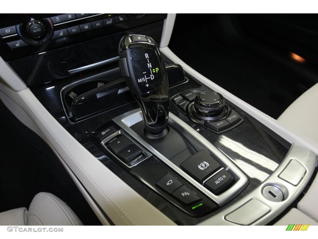 2013 BMW 7 Series 740i Sedan 8 Speed Automatic Transmission Photo #78738158