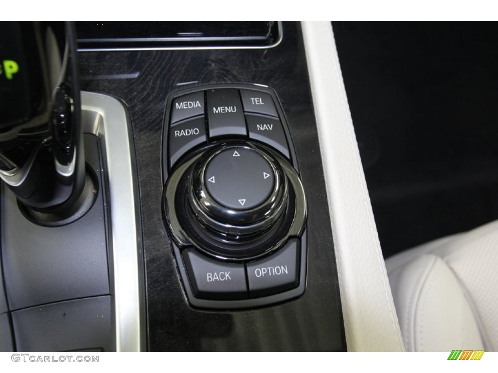 2013 BMW 7 Series 740i Sedan Controls Photo #78738175