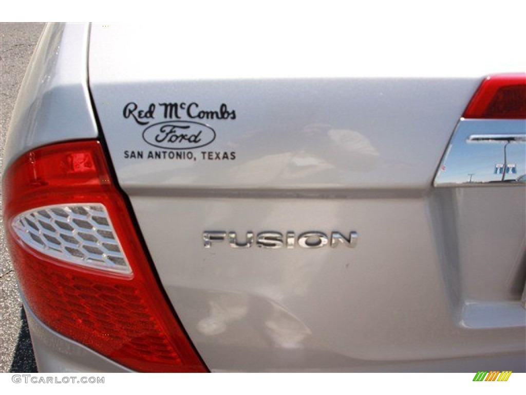 2010 Fusion SEL V6 - Brilliant Silver Metallic / Camel photo #2