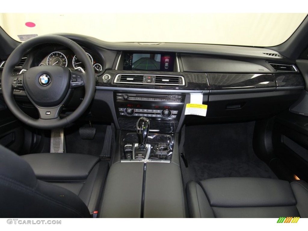 2013 7 Series 750Li Sedan - Black Sapphire Metallic / Black photo #4